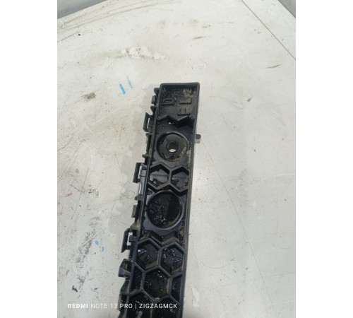 Кронштейн заднего бампера левый