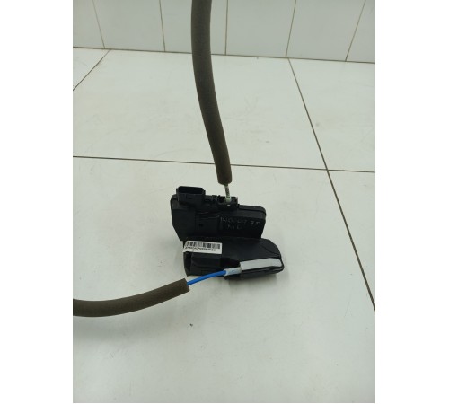 Замок двери задний правый