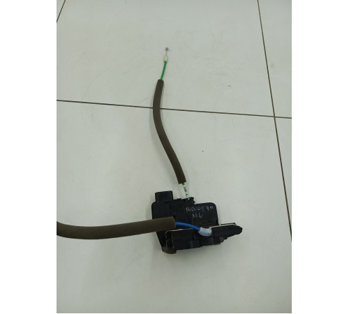 Замок двери задний правый