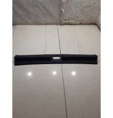 Обшивка багажника на заднюю панель