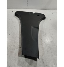 Обшивка центральной стойки(левая нижняя)