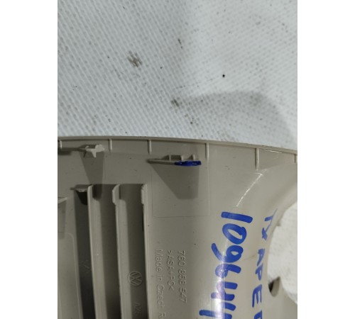 Накладка лобового стекла (крышка)