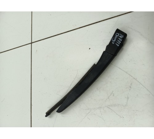 Поводок стеклоочистителя задний