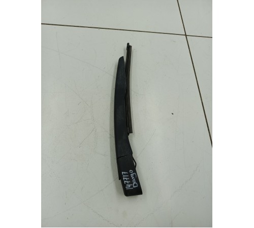 Поводок стеклоочистителя задний