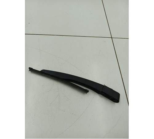 Поводок стеклоочистителя задний