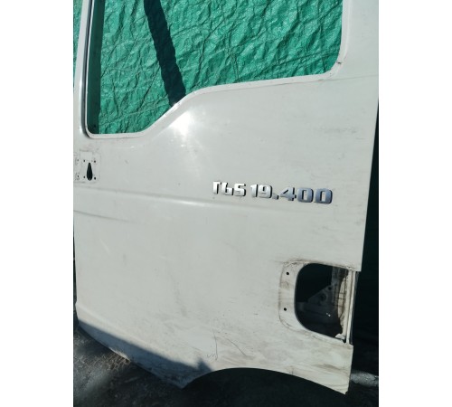 Дверь кабины левая