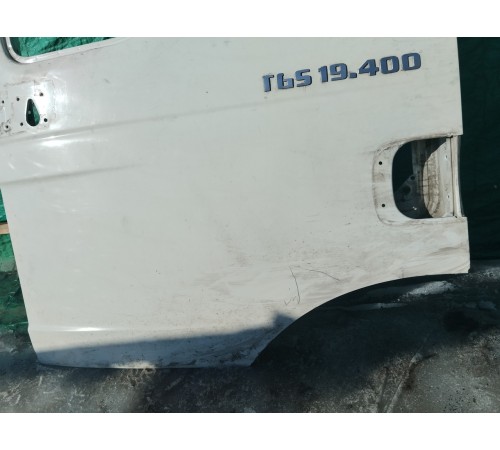 Дверь кабины левая