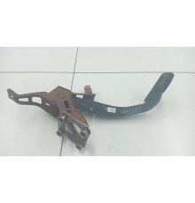 Педаль тормоза