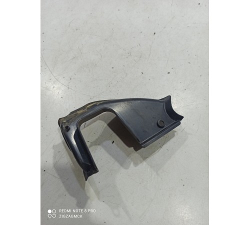 Накладка петли крышки багажника левая