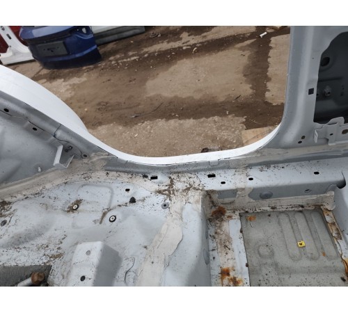 Порог со стойкой левый