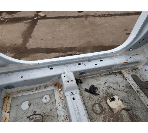 Порог со стойкой левый