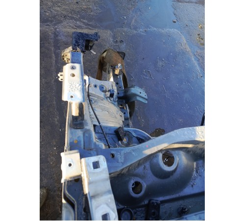 Лонжерон (передний, левый,четверть