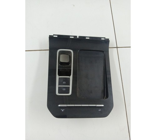 Блок управления центральной консоли