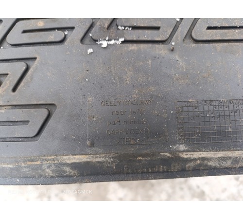 Комплект ковриков салона