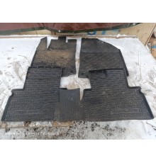 Комплект ковриков салона