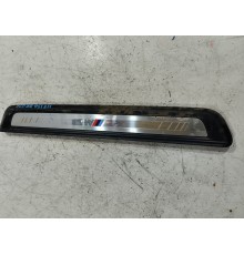 Накладка порога передняя правая