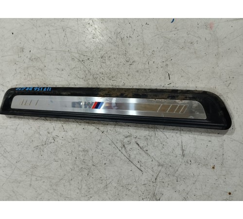 Накладка порога передняя правая