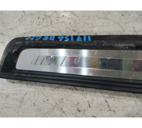 Накладка порога передняя правая