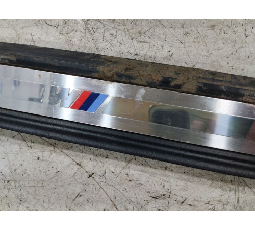 Накладка порога передняя правая