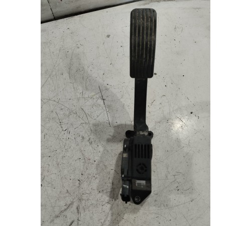 Педаль акселератора (газа)