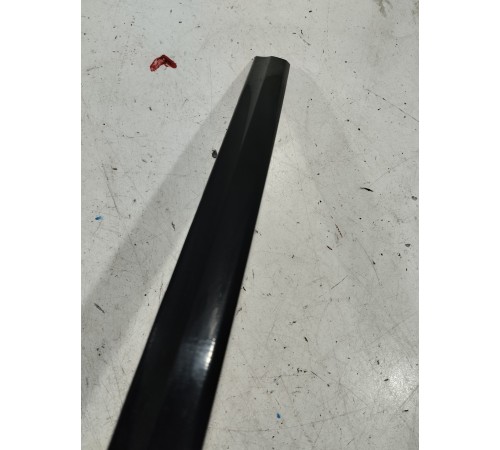 Накладка (молдинг) крышки багажника