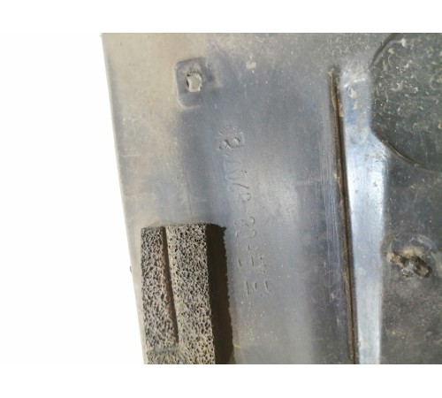 Уплотнитель двери задний правый