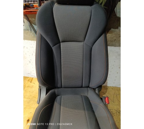 Сиденье переднее правое