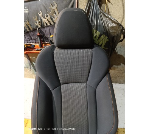 Сиденье переднее правое