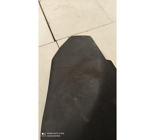 Накладка центральной консоли левая