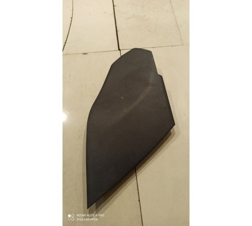 Накладка центральной консоли левая