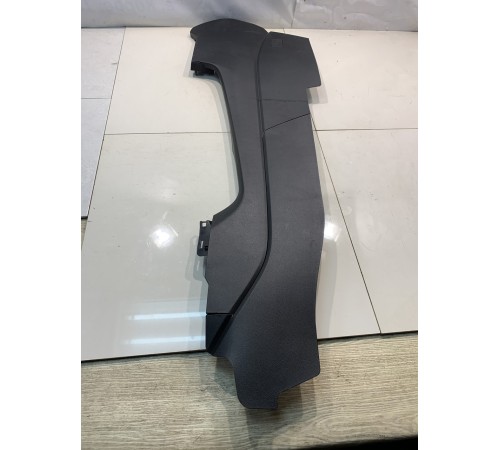 Накладка центральной консоли (левая)