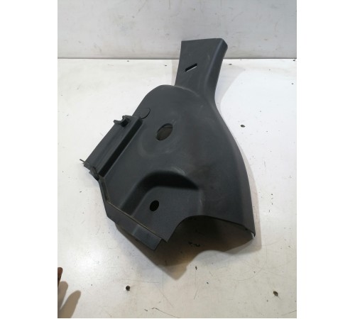 Обшивка стойки задняя левая