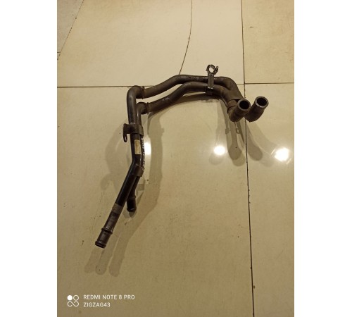 Патрубок системы охлаждения