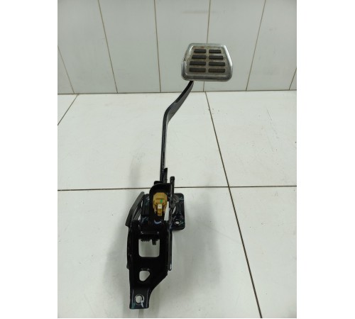 Педаль тормоза