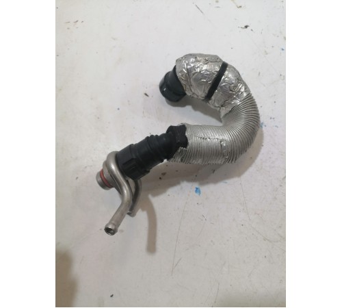 Патрубок картерных газов