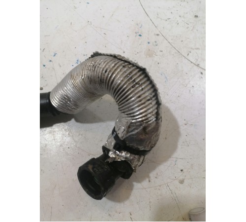 Патрубок картерных газов