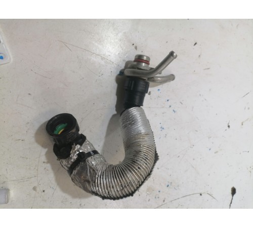 Патрубок картерных газов