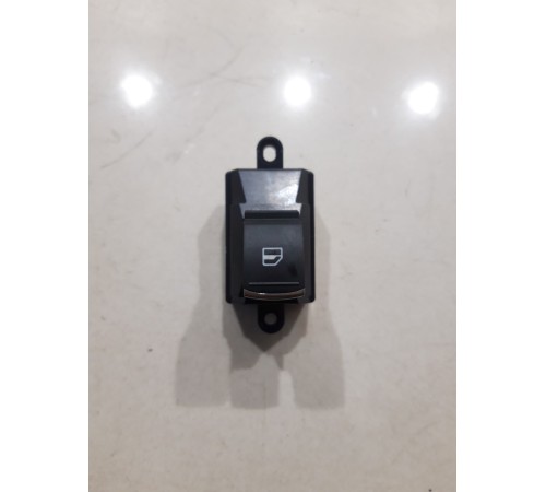 Кнопка стеклоподъемника (задняя правая)