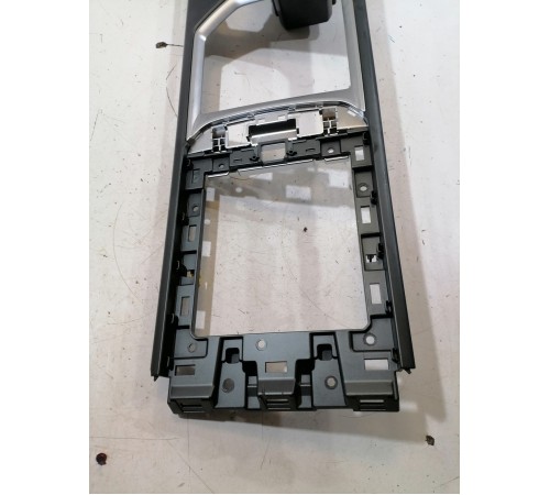 Накладка центральной консоли