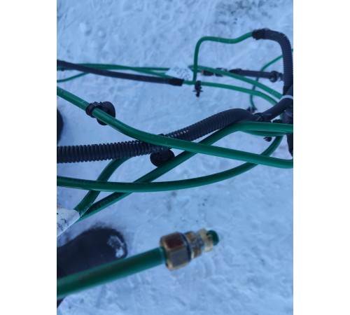 Трубка гидравлическая клапанов пневмоподвески