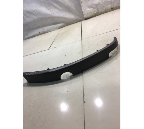 Окантовка центральной консоли салона (левая)