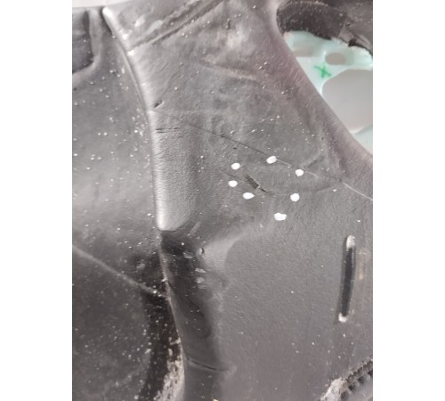 Обшивка двери(передняя правая)