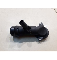 патрубок помпы