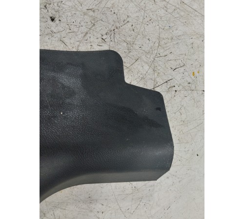 Обшика передней стойки правая нижняя