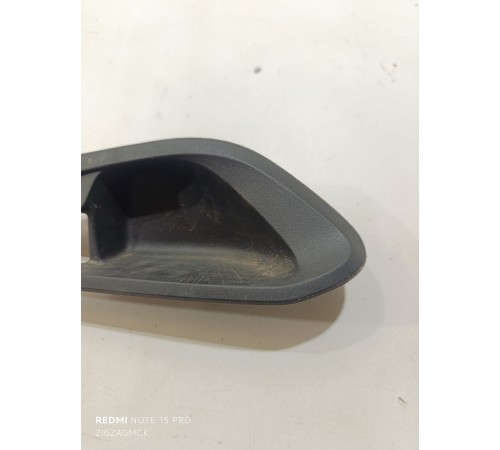 Кронштейн ручки двери передний левый внутренний