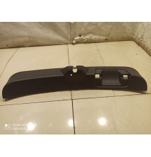 Накладка замка крышки багажника