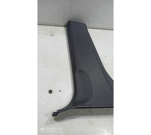 Обшивка центральной стойки(левая нижняя)