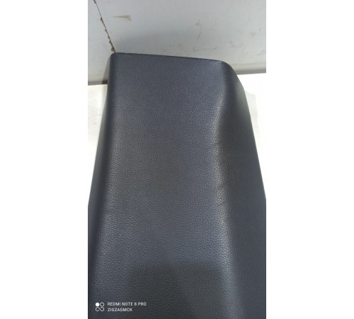 Обшивка центральной стойки(левая нижняя)