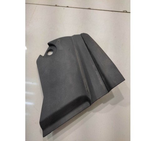 Накладка центральной консоли (правая)