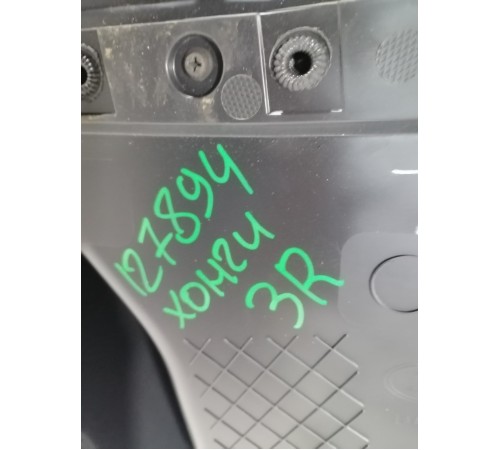 Обшивка двери задняя правая